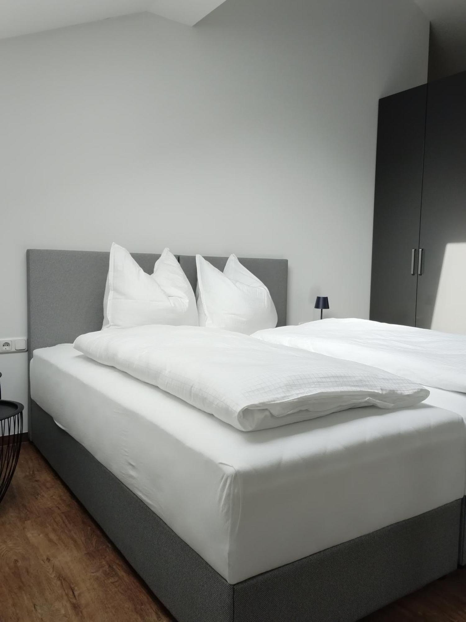 Hotel Stiegler Bed & Breakfast Timelkam Kültér fotó